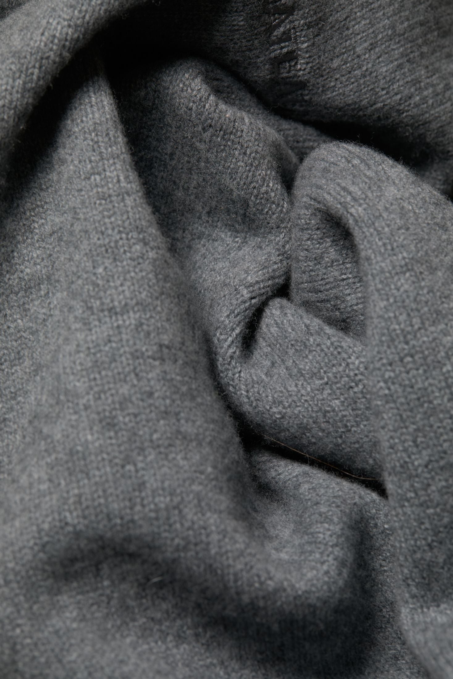 Dive Open Back V Sweater