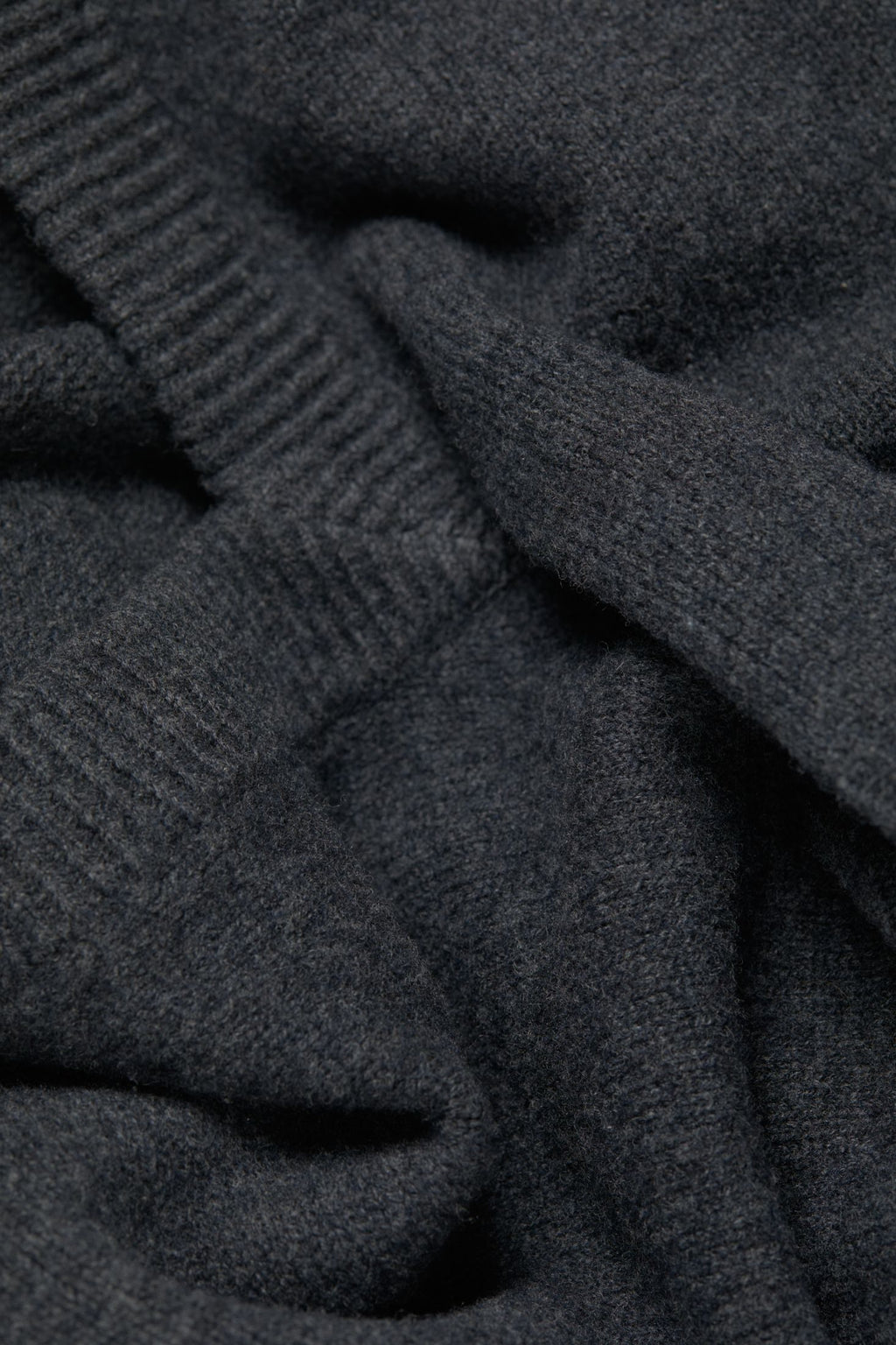 Dive Open Back V Sweater