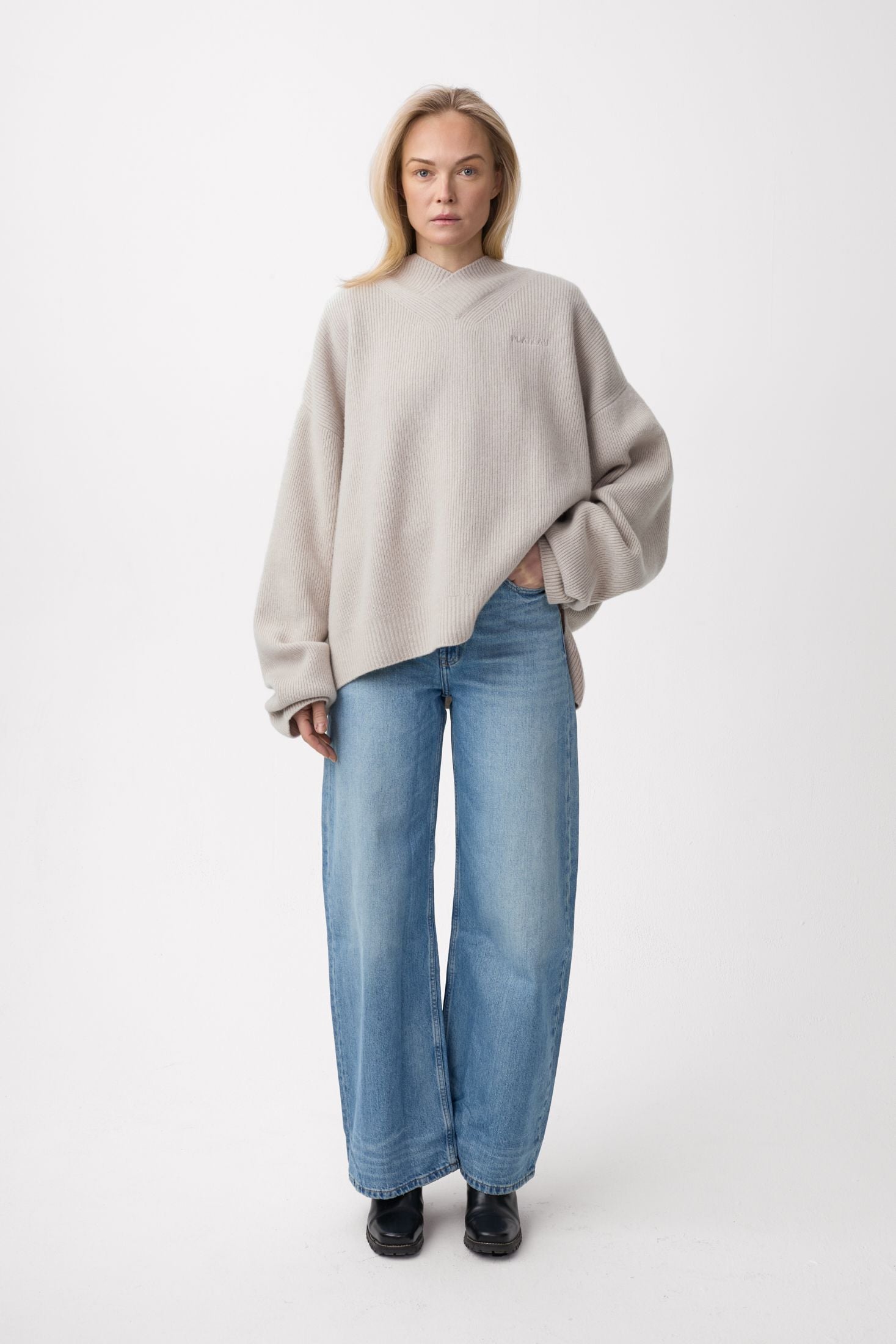 Frame Oversized Sweater